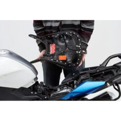 Corbin BMW-R12RS-16-FE Front Seat(with Heat) For BMW R1200, R1250R/RS '16- 20 Corbin BMW-R12RS-16-FE Front Seat(with Heat) For BMW R1200, R1250R/RS '16- -MotorVision Store corbin bmw r12rs 16 f front seat no heat image10