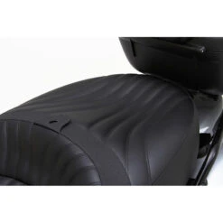 Corbin S-BURG-2 Dual Seat For Suzuki Burgman 200 (2014-2021) 20 Corbin S-BURG-2 Dual Seat For Suzuki Burgman 200 (2014-2021) -MotorVision Store corbin s burg 2 dual seat image9