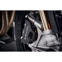Evotech PRN012829-82 Caliper Guards For Triumph Speed Triple 1200 RS '21- -MotorVision Store evotech prn012829 82 caliper guards image5