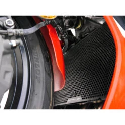 Evotech PRN013925 Radiator Guard For Honda CBR650F (2014-) -MotorVision Store evotech prn013925 radiator guard image4