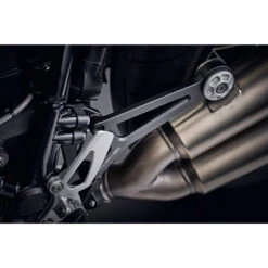 Evotech PRN014205 Exhaust Hanger For BMW R NineT '17- -MotorVision Store evotech prn014205 exhaust hanger image4