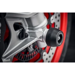 Evotech PRN015257 Front Axle Sliders For Aprilia RS660 / Tuono (2021-) 9 Evotech PRN015257 Front Axle Sliders For Aprilia RS660 / Tuono (2021-) -MotorVision Store evotech prn015257 front axle sliders image5