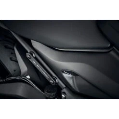 Evotech PRN015433 Footpeg Blanking Plates For Triumph Trident '21- 11 Evotech PRN015433 Footpeg Blanking Plates For Triumph Trident '21- -MotorVision Store evotech prn015433 footpeg blanking plates image4