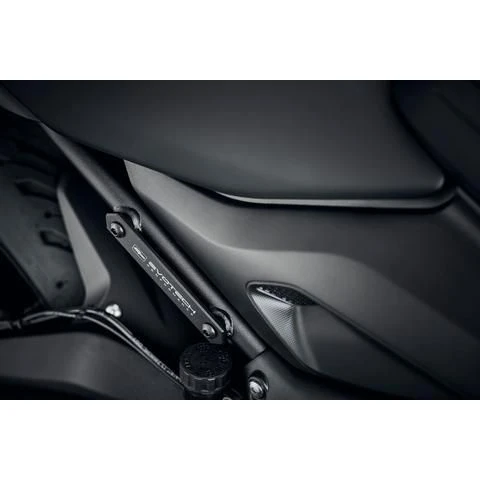 Evotech PRN015433 Footpeg Blanking Plates For Triumph Trident '21- 4 Evotech PRN015433 Footpeg Blanking Plates For Triumph Trident '21- - Image 4