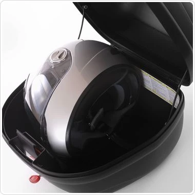 Givi E340NTA 34 Liter Monolock Top Case Matte Black 3 Givi E340NTA 34 Liter Monolock Top Case Matte Black - Image 3