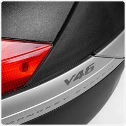 Givi V46NA 46 Liter Monokey Top Case Matte Black -MotorVision Store givi v46na 46ltr matte black for monokey case 3