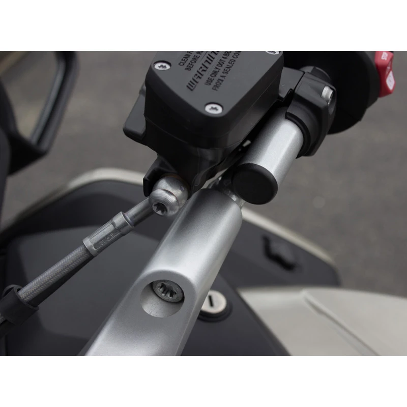 HeliBars TracStar Handlebars Risers For BMW R1200RT LC 8 HeliBars TracStar Handlebars Risers For BMW R1200RT LC - Image 8