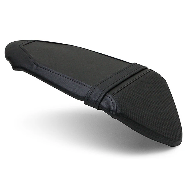 Luimoto 10162201 Baseline Passenger Seat Cover For Triumph Speed Triple (2016-) 2 Luimoto 10162201 Baseline Passenger Seat Cover For Triumph Speed Triple (2016-) - Image 2