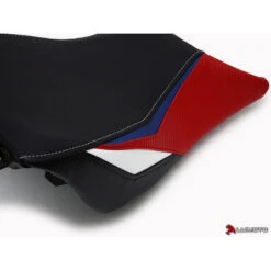 Luimoto 2211101 Tri-Colour Rider Seat Cover For Honda CBR300R (2015-current) 6 Luimoto 2211101 Tri-Colour Rider Seat Cover For Honda CBR300R (2015-current) -MotorVision Store luimoto 2211101 tri colour rider seat cover image3