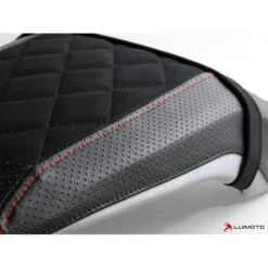 Luimoto 2401201 Diamond Sport Passenger Seat Cover For Honda CB1000R (2018-) 8 Luimoto 2401201 Diamond Sport Passenger Seat Cover For Honda CB1000R (2018-) -MotorVision Store luimoto 2401201 diamond sport passenger seat cover image3