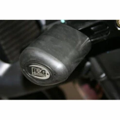 R&G Aero Style Frame Sliders For Triumph Street Triple 675 '07-'12 12 R&G Aero Style Frame Sliders For Triumph Street Triple 675 '07-'12 -MotorVision Store rg aero style frame sliders triumph street triple 05