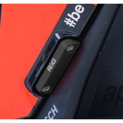 R&G BLP0038BK Rear Footrest Plate Pair For Aprilia V4 Tuono 1100, RSV4RR , RSV4RF 2 R&G BLP0038BK Rear Footrest Plate Pair For Aprilia V4 Tuono 1100, RSV4RR , RSV4RF - Image 2