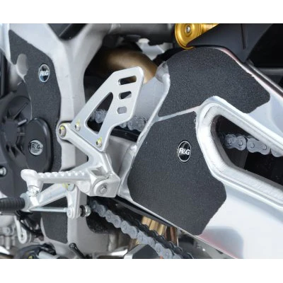 R&G EZBG001BL Boot Guard Kit For Aprilia RSV4 & Tuono V4 7 R&G EZBG001BL Boot Guard Kit For Aprilia RSV4 & Tuono V4 - Image 7