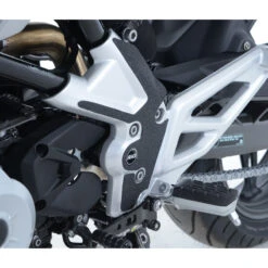 R&G EZBG106BL 2 Piece Boot Guard Kit For BMW G310R (2017-) -MotorVision Store rg ezbg106bl 2 piece boot guard kit image4