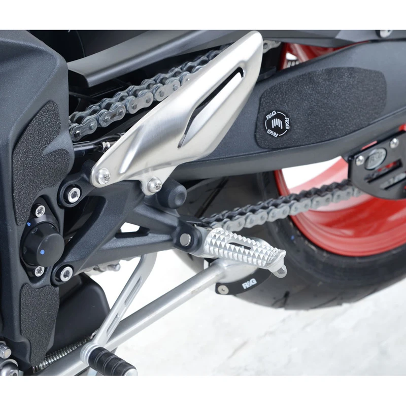 R&G EZBG803BL Boot Guard 6-Piece Kit For Triumph Street Triple R / RX (2013-) 4 R&G EZBG803BL Boot Guard 6-Piece Kit For Triumph Street Triple R / RX (2013-) - Image 4