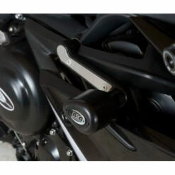 R&G Frame Slider Aero Style Road Version For Triumph 675 Daytona '13-up 7 R&G Frame Slider Aero Style Road Version For Triumph 675 Daytona '13-up -MotorVision Store rg frame slider aero white triumph 675 daytona 02
