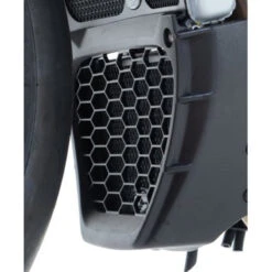 R&G OCG0025 Oil Cooler Guard For Aprilia RSV4 RF And Tuono V4 1100 5 R&G OCG0025 Oil Cooler Guard For Aprilia RSV4 RF And Tuono V4 1100 -MotorVision Store rg ocg0025bk oil cooler guard rsv4 tuono v4 1100 image3