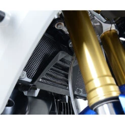 R&G RAD0196BK Radiator Guard For BMW R1200R / RS (2015-current) 9 R&G RAD0196BK Radiator Guard For BMW R1200R / RS (2015-current) -MotorVision Store rg rad0196 p radiator guard bmw r1200r rs image5