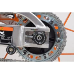 R&G SP0047BK Axle Sliders For Honda CBR1000RR And CBR600RR -MotorVision Store rg sp0047bk axle sliders honda cbr1000rr cbr600rr image5