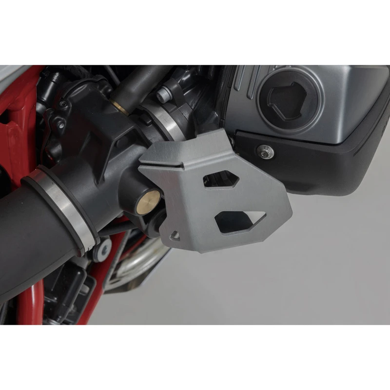 Sw-Motech SCT.07.653.10100/S Injector Covers For BMW R NineT/Pure/Scrambler '20- 4 Sw-Motech SCT.07.653.10100/S Injector Covers For BMW R NineT/Pure/Scrambler '20- - Image 4
