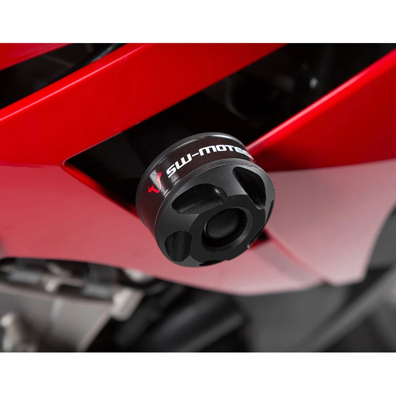 Sw-Motech STP.07.540.10001.B Frame Slider Kit For BMW S1000R (2014-2016) 1 Sw-Motech STP.07.540.10001.B Frame Slider Kit For BMW S1000R (2014-2016)
